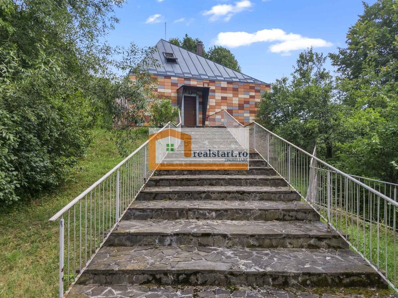Cornu, Vedere la Padure, Vila D+P+M, 6600mp teren, 4 parcare